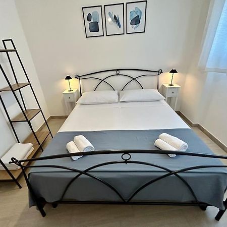 Alguer Zizi Apartment Luaran gambar